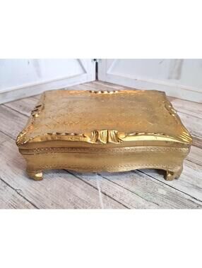 Italy Florentine Gold Gilt Engraved Footed Wooden Jewelry Trinket Box Hinged Lid